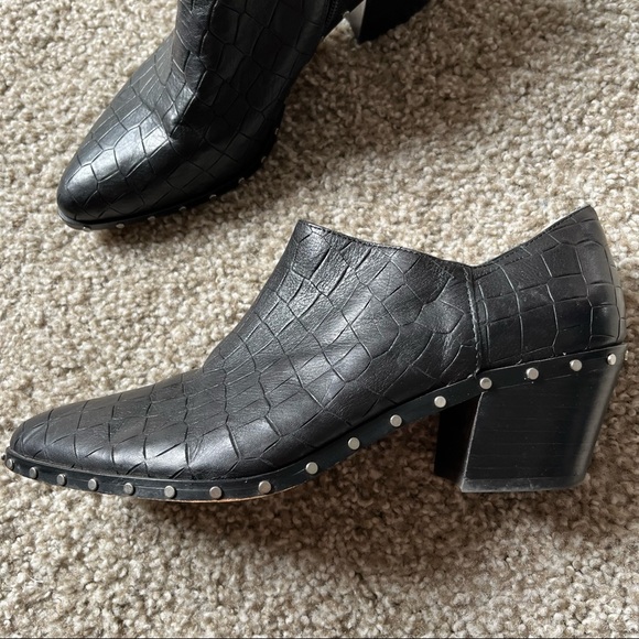 1 State Leather Croc Heeled Lizba Ankle Boots Black 8 - Picture 2 of 7
